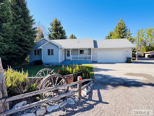 1392 Rich Ln, Blackfoot, ID, 83221-5938 | Card Image