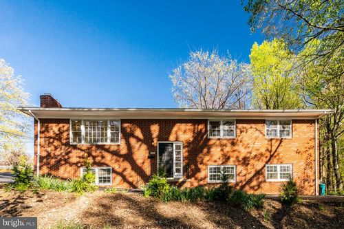 3535 Memorial St, ALEXANDRIA, VA, 22310-3121 | Card Image