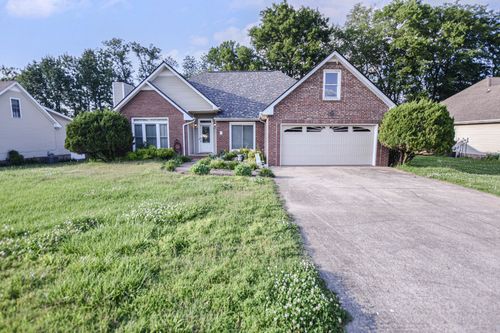 807 Isaac Dr, Clarksville, TN, 37040-5691 | Card Image