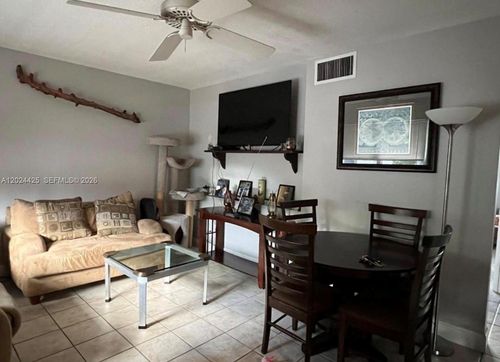 15-1001 Se 16th St, Fort Lauderdale, FL, 33316-2159 | Card Image