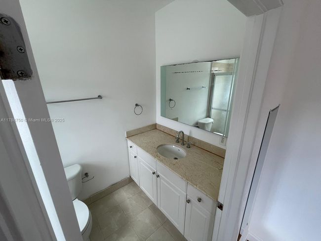 APT-8 - 223 Calabria Ave, Condo with 1 bedrooms, 1 bathrooms and null parking in Coral Gables FL | Image 9