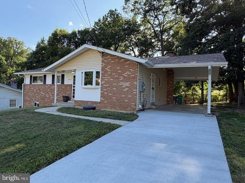 6505 Acorn Ct, TEMPLE HILLS, MD, 20748-3917 | Card Image