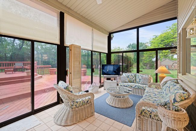 21570 N Inglenook Ln, House other with 3 bedrooms, 3 bathrooms and 2 parking in Deer Park IL | Image 9