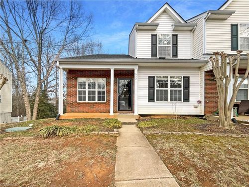 6321 Hibiscus Ct, Whitsett, NC, 27377-9294 | Card Image
