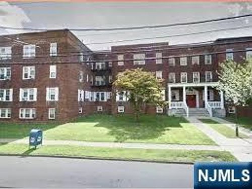 155 Union Ave, Rutherford, NJ, 07070-1556 | Card Image