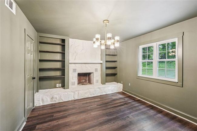 4363 Old Mabry Rd Ne, House other with 4 bedrooms, 3 bathrooms and 6 parking in Roswell GA | Image 21
