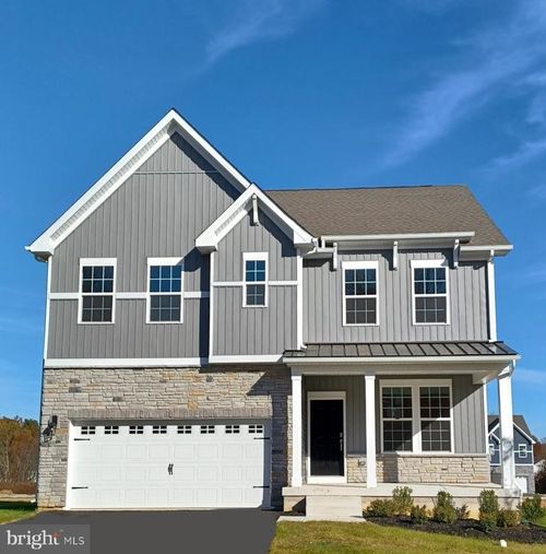129 Winding Rd, FORKS TOWNSHIP, PA, 18040-8807 | Card Image