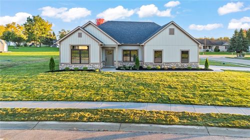 3301 Nadene Circle, Piqua, OH, 45356 | Card Image