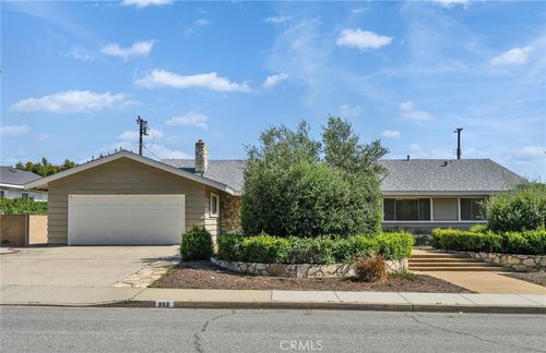 888 Syracuse Dr, Claremont, CA, 91711-2511 | Card Image