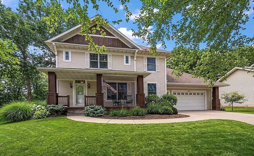 909 New Century Blvd S, Maplewood, MN, 55119-5988 | Card Image