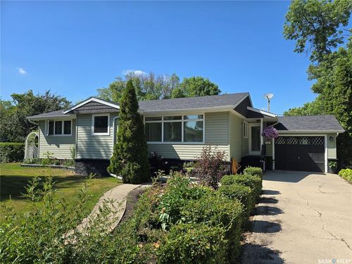 708 Wolseley Ave, Grenfell, SK, S0G2B0 | Card Image