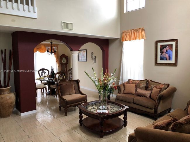 0 - 15364 Sw 32nd Ter, House other with 4 bedrooms, 2 bathrooms and null parking in Miami FL | Image 2