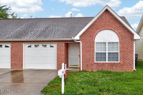 4930 Grigsby Gate Way, Knoxville, TN, 37912 | Card Image