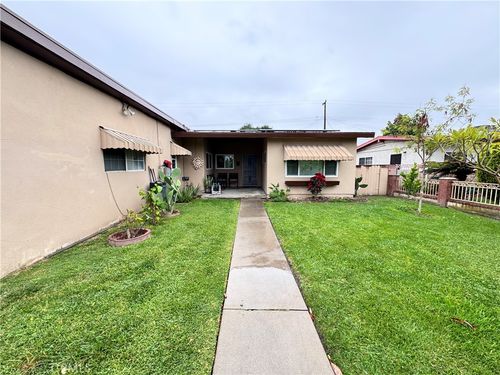 452 Willow Ave, La Puente, CA, 91746 | Card Image