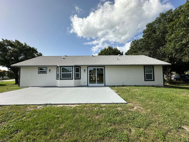 226 Sw Statler Ave, House other with 3 bedrooms, 2 bathrooms and null parking in Port St. Lucie FL | Image 22