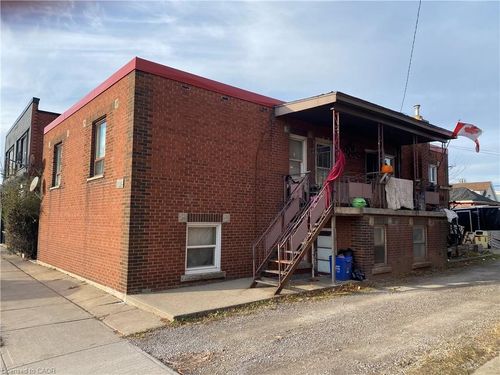 1373 Barton St E, Hamilton, ON, L8H2W4 | Card Image