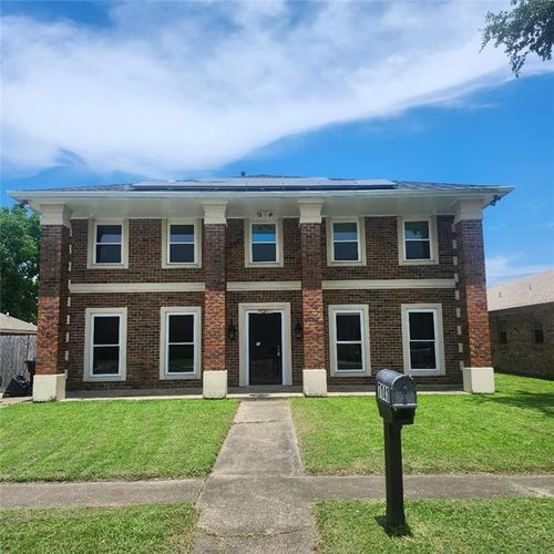 7141 Westhaven Rd, New Orleans, LA, 70126-2132 | Card Image