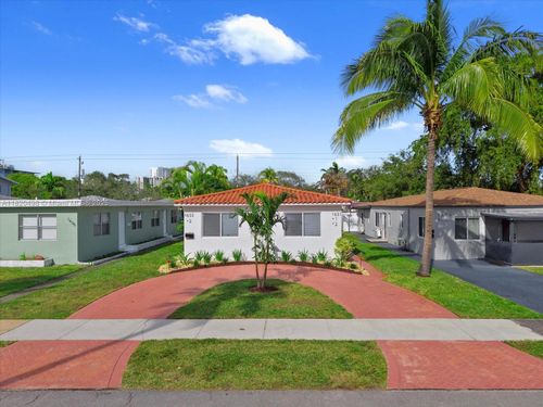 1-1633 Dewey St, Hollywood, FL, 33020-6116 | Card Image