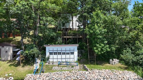 49501 Trowbridge Cir, Vergas, MN, 56587-9437 | Card Image