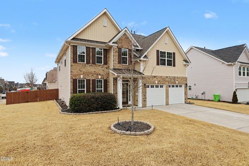 7471 Randshire Way, Raleigh, NC, 27616-8207 | Card Image