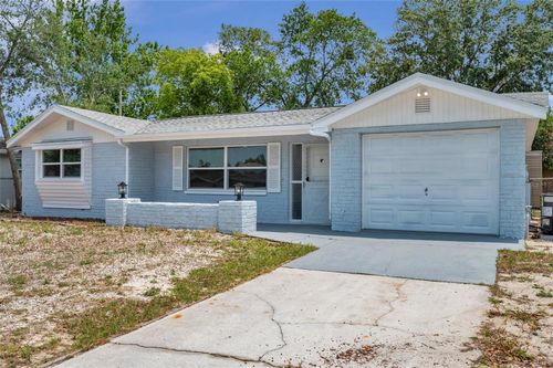 10900 Queens Rd, PORT RICHEY, FL, 34668-2651 | Card Image