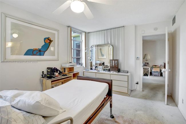 APT-101 - 9510 Seagrape Dr, Condo with 3 bedrooms, 2 bathrooms and null parking in Davie FL | Image 33