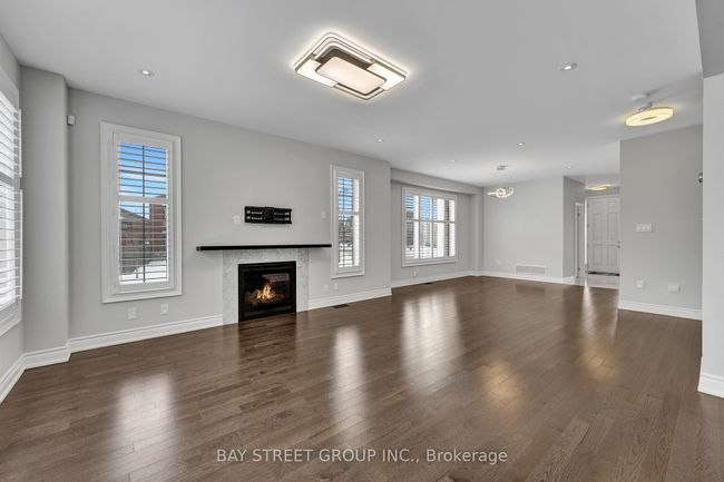 1275 Raspberry Terr, House other with 4 bedrooms, 3 bathrooms and 2 parking in Milton ON | Image 9