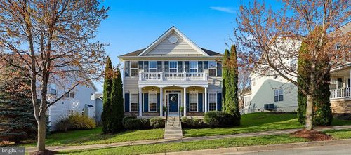 51 Battlefield Dr, CHARLES TOWN, WV, 25414-2522 | Card Image