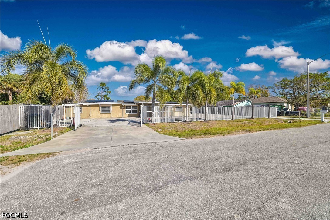 Residential in Fort Myers 3