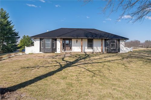 5900 Palomino Dr, Saint Joseph, MO, 64505-9369 | Card Image