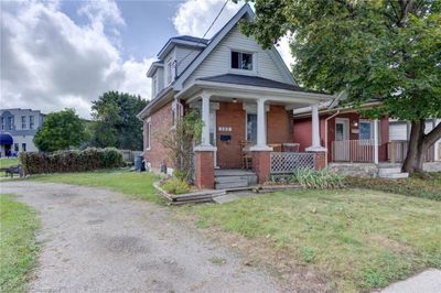 153 Victoria Rd S, House other with 1 bedrooms, 1 bathrooms and 3 parking in Guelph ON | Image 1