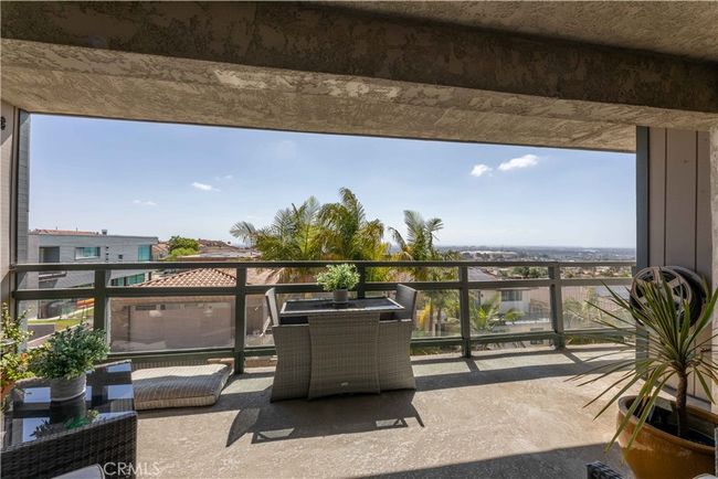 2B - 2270 Stanley Ave, Condo with 2 bedrooms, 2 bathrooms and 2 parking in Signal Hill CA | Image 36