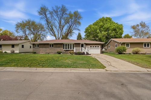 248 Wegener Dr, Breckenridge, MN, 56520-1010 | Card Image