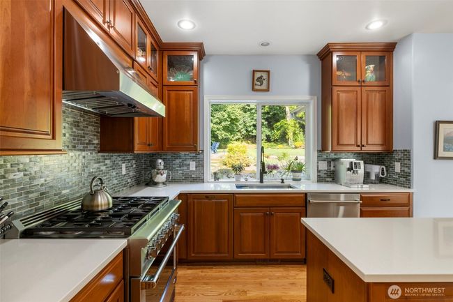 6817 Picnic Point Rd, House other with 5 bedrooms, 4 bathrooms and 3 parking in Edmonds WA | Image 21