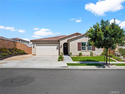 25830 Buckeye Meadow Ln, Homeland, CA, 92548-3291 | Card Image