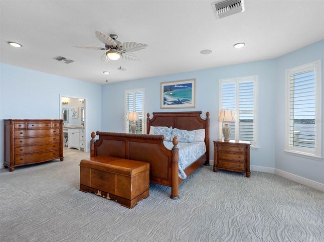 11000 8 Th St E, House other with 4 bedrooms, 5 bathrooms and null parking in Treasure Island FL | Image 36