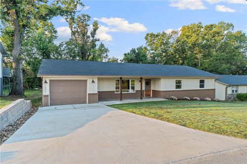 1201 Nw 10th St, Bentonville, AR, 72712-4514 | Card Image