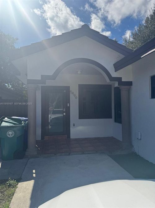 5496-5496 Nw 4th St, Miami, FL, 33126-5062 | Card Image