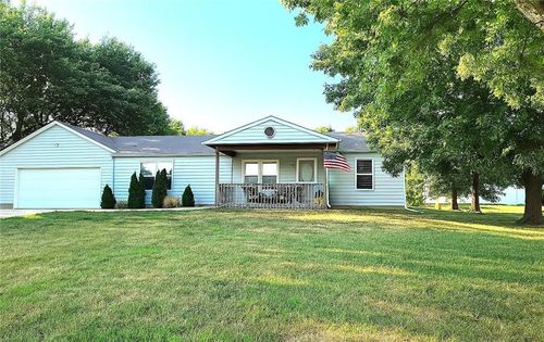 319 E 8th St, Wellsville, KS, 66092-8841 | Card Image