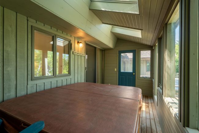 288 Upper Pinnacle Rd, House other with 2 bedrooms, 3 bathrooms and null parking in Stowe VT | Image 24