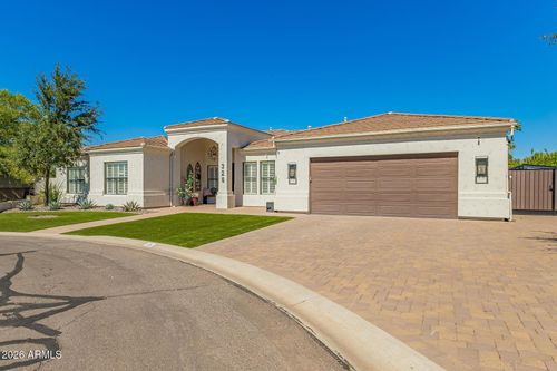 326 W Loma Ln, Phoenix, AZ, 85021-5648 | Card Image