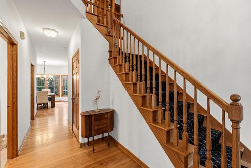 W72N509 Cider Mill Court, Cedarburg, WI, 53012 | Card Image
