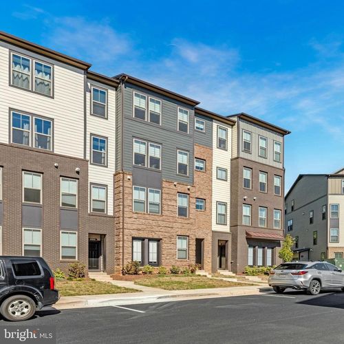 45928 Swallow Ter, STERLING, VA, 20165-5889 | Card Image