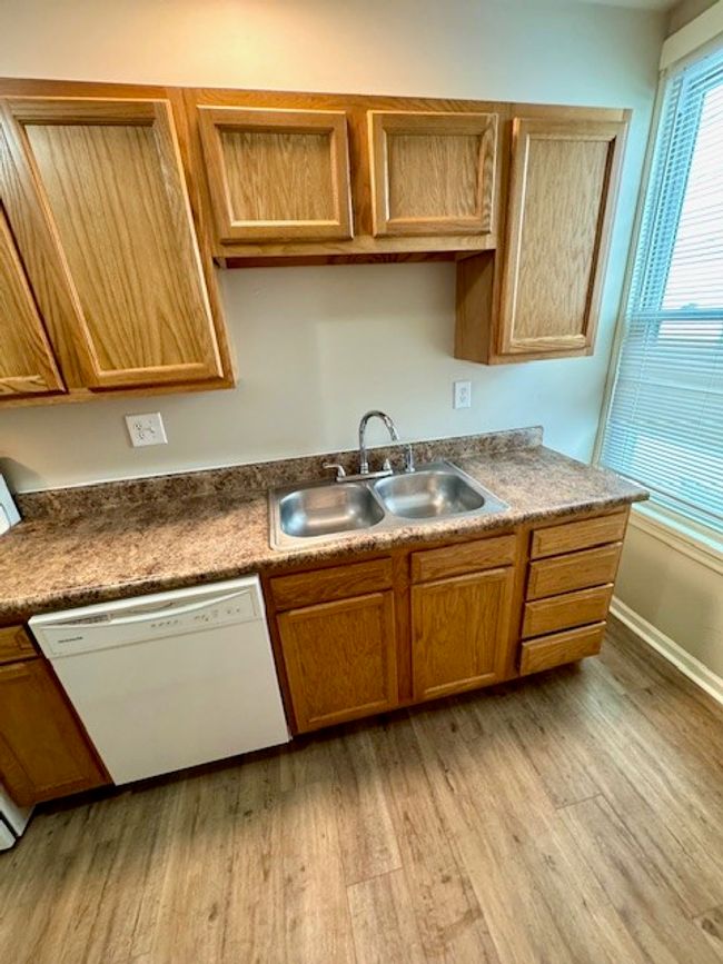 APT-3 - 115 North Ave, Condo with 2 bedrooms, 1 bathrooms and null parking in Washington PA | Image 17