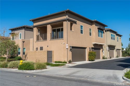 231 Follyhatch, Irvine, CA, 92618 | Card Image