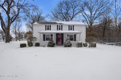 1561 N Stadium Rd, Oregon, OH, 43616-1107 | Card Image