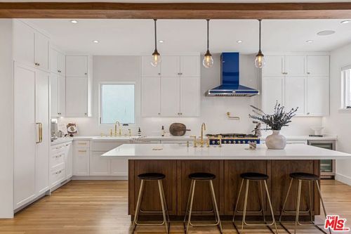 128 Roma Ct, Marina del Rey, CA, 90292-5967 | Card Image