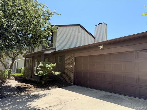 23533 Nilan Dr, Novi, MI, 48375-3632 | Card Image