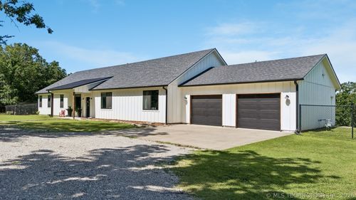 8116 Gary Dr, Tulsa, OK, 74131-3866 | Card Image