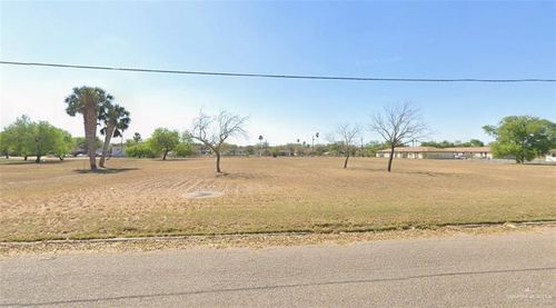 207 N 3rd St, Donna, TX, 78537-2509 | Card Image